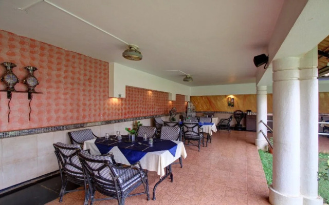 OYO 22528 Hotel Travel Inn