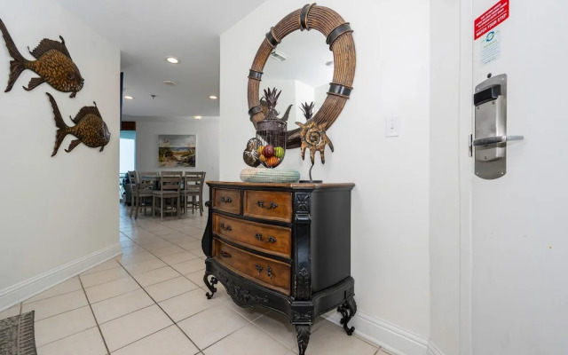 Lighthouse 215 3 Bedroom Condo