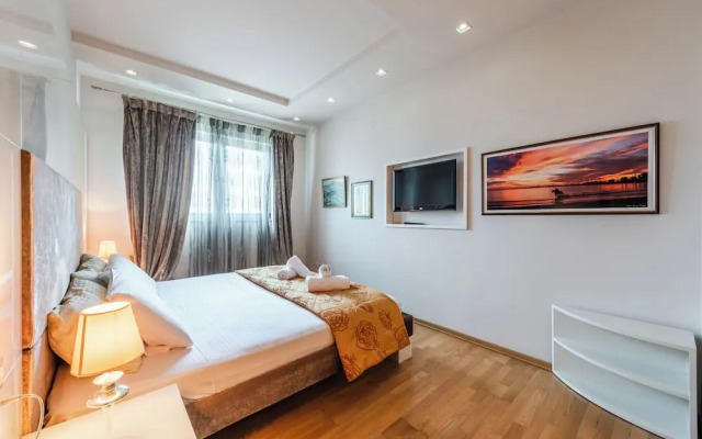 The Grand Luxurious Duplex