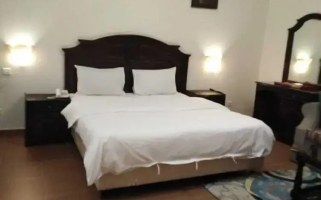 Amana Alfakhera furnished unit 2