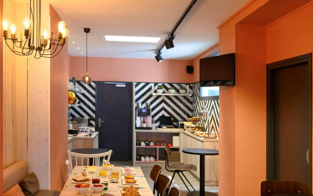 Ibis Paris Tour Montparnasse 15Ème