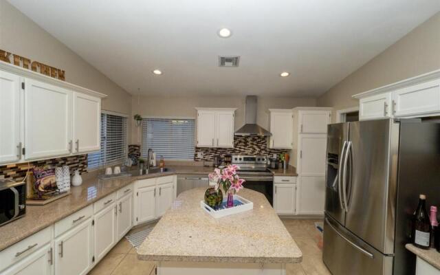 4046 Glendale