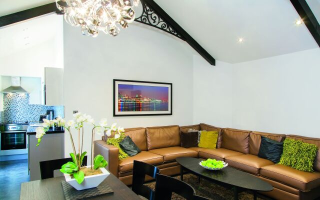 EPIC Apartments Seel Street