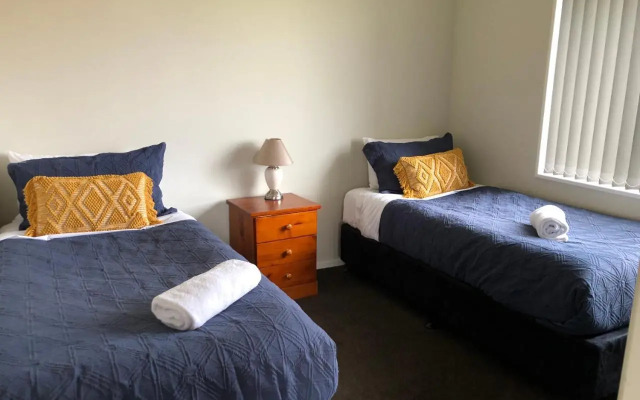 Twizel - Apartment on Woodley