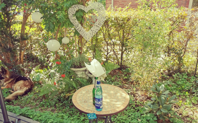 "Maison Blanche" - das gemütliche Garten-Apartment zwischen Köln und Düsseldorf