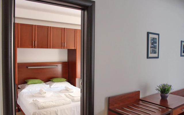 Balabusic One Bedroom Apartment No.6