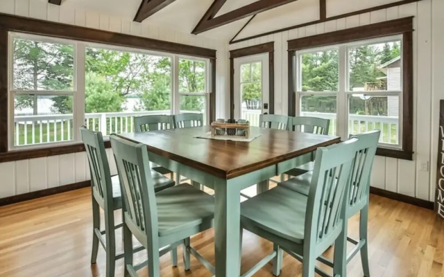 Lakeside Sunset - 3 Br Home