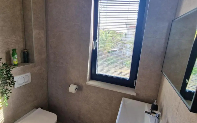 Dinary Apartman