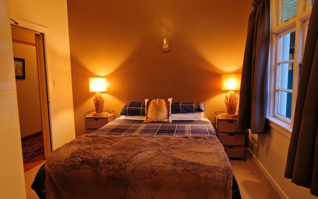 Blacks Hotel