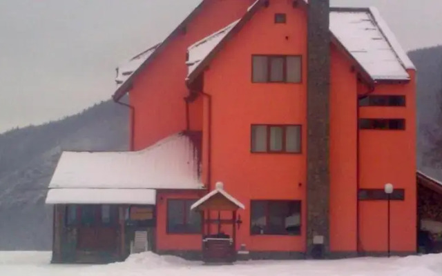 Pensiunea Fantanita Haiducului