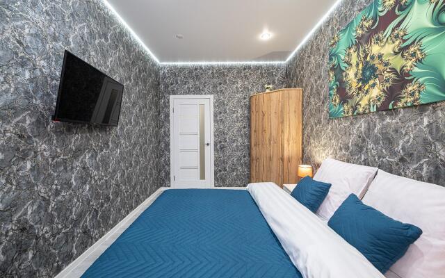 Пять Звёзд на улице Героя Яковлева 17