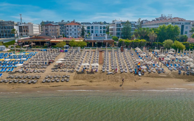 Golden Star Hotel