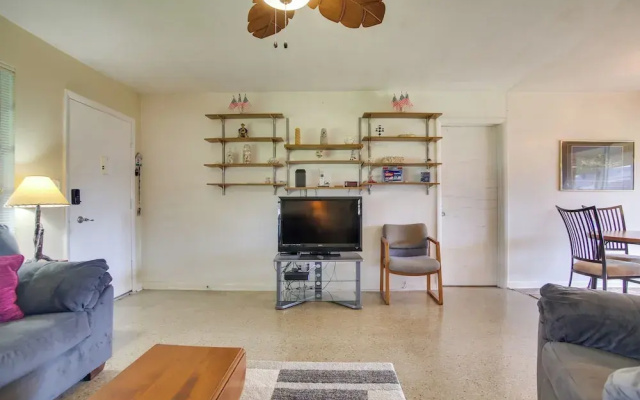 Pets Welcome: Cozy Home w/ Pool in Margate!