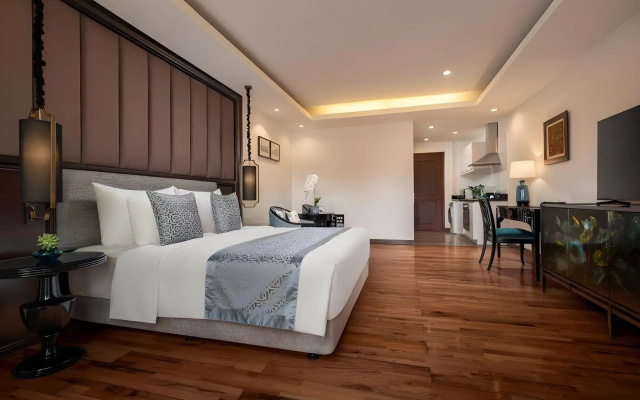 Elegant Suites Westlake