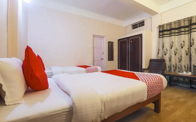 Oyo 22570 Amenity Guest House
