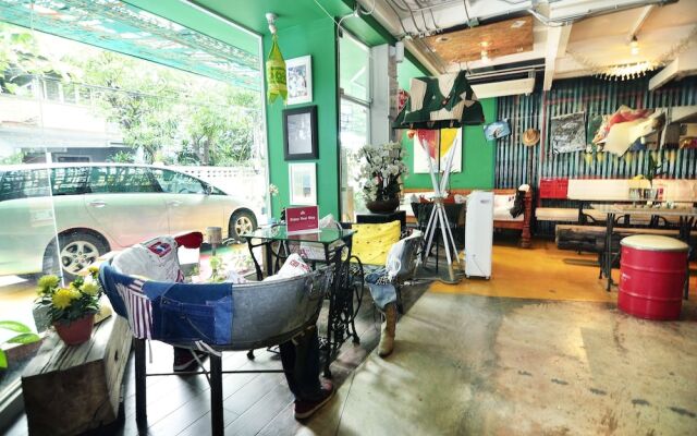 ZEN Hostel Silom 14