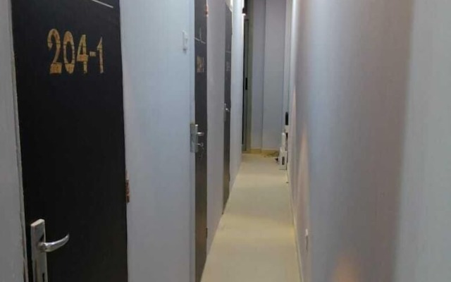 AlBarsha 1 Hostel By PHM