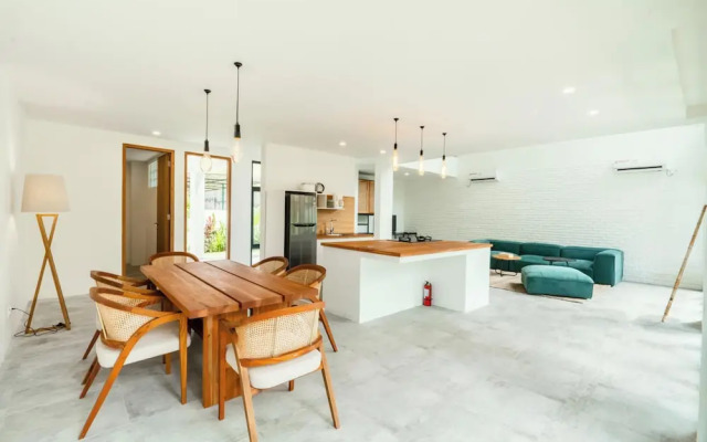 Umalas Living Managed By CPM Bali