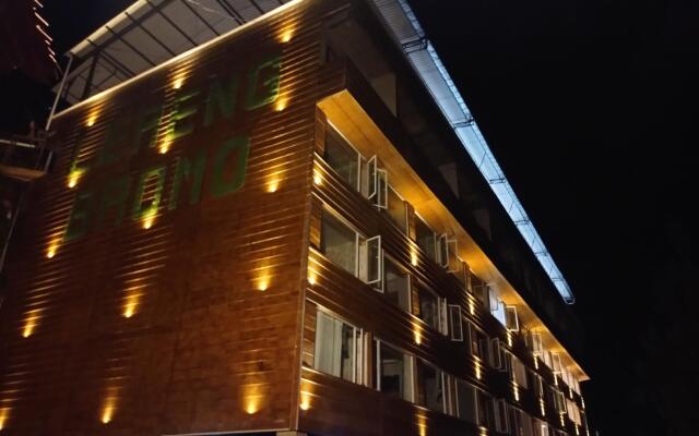 Hotel Lereng Bromo