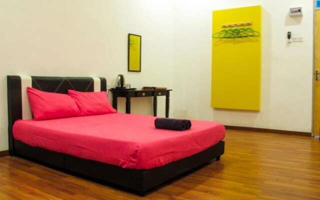 Multaqa Suite & Residence