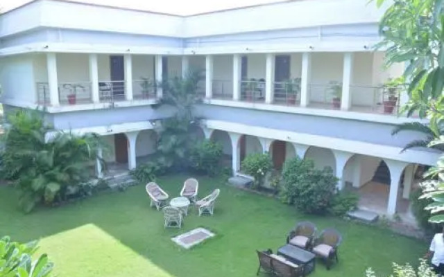 Hotel DK Motels