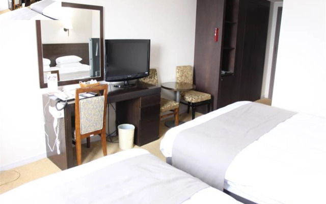 Kolon Hotel