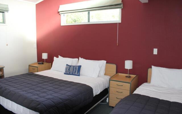 Bay of Islands Gateway Motel