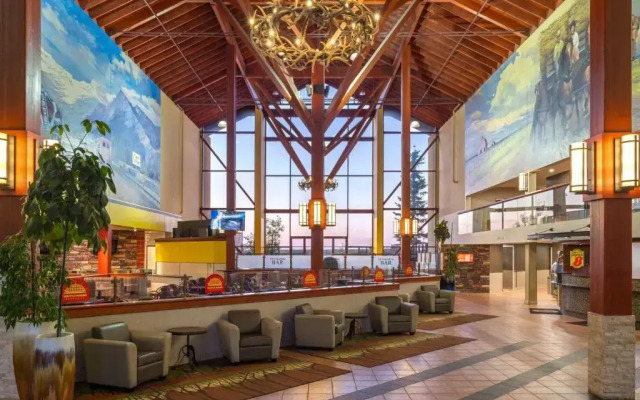 Super 8 Sherwood Park/Edmonton Area