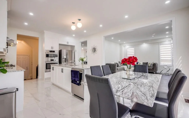 Aaira Suites Luxury Villa