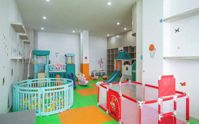 Harris Hotel & Convention Cibinong City Mall Bogor