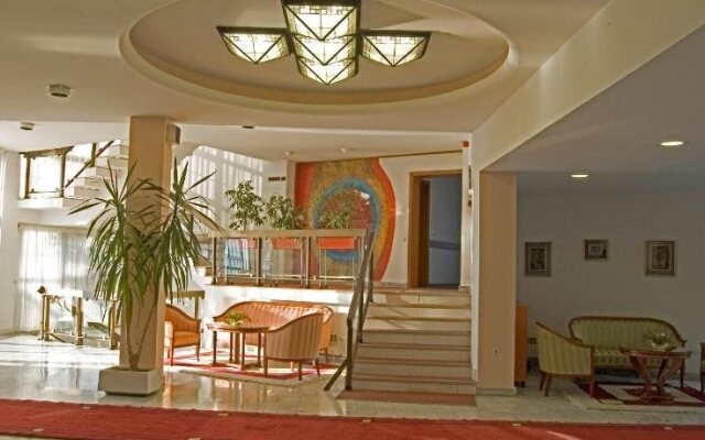 Hotel Makpetrol Struga