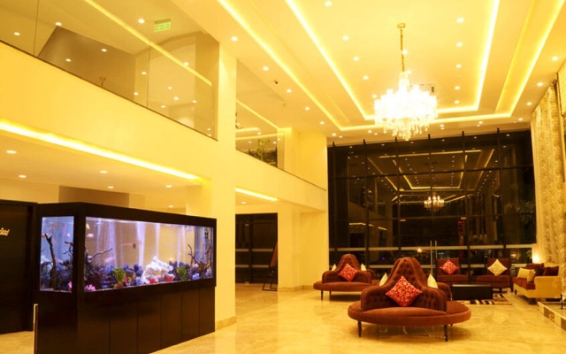 The Flora Grand