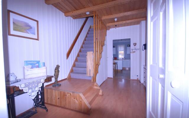 Litlabýli Guesthouse
