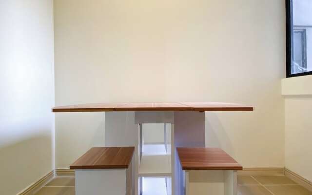 Spacious And Comfy 2Br With Extra Room At Meikarta Apartment