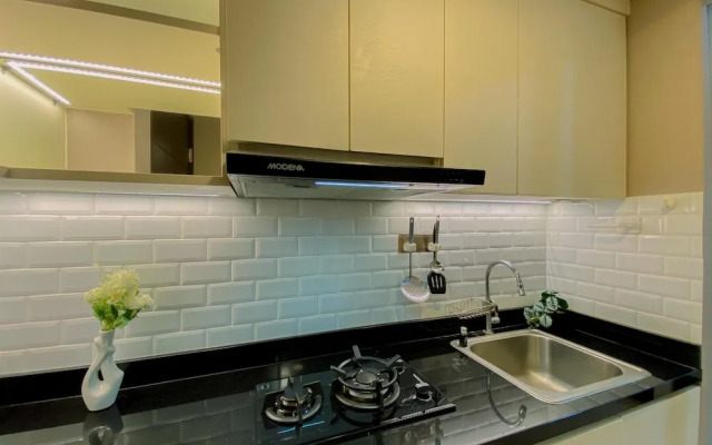 Comfy And Good Place Studio Citra Living Apartment