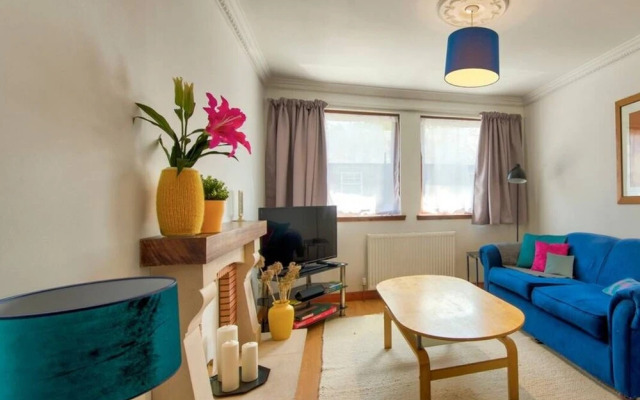 Charming and Quiet 3-bed House Near City Centre