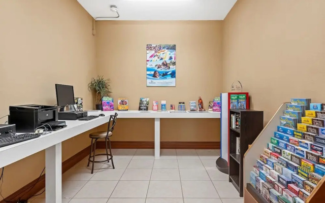 1BR Free Shuttle to Disney Parks