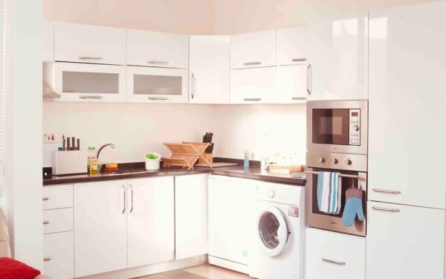 Immaculate 2-bed Apartment at Pamv Estates Apt2