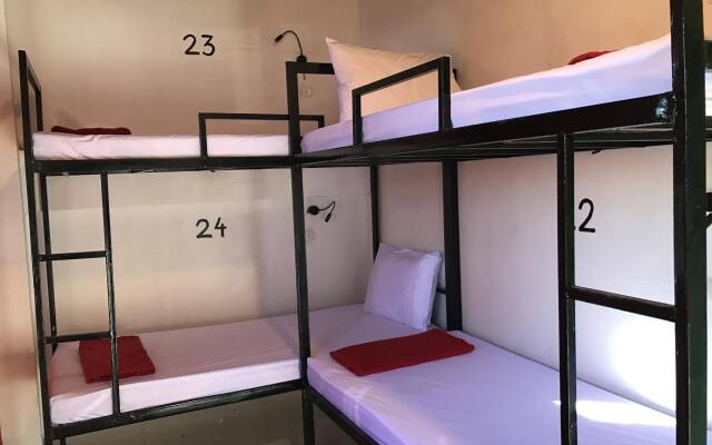 Real Backpackers Hostel Vang Vieng