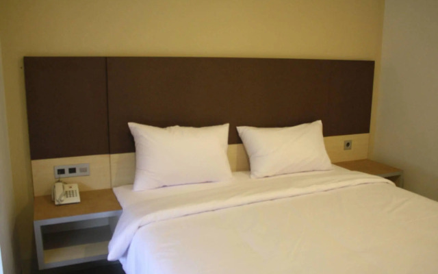 Sparks Odeon Sukabumi - Artotel Curated