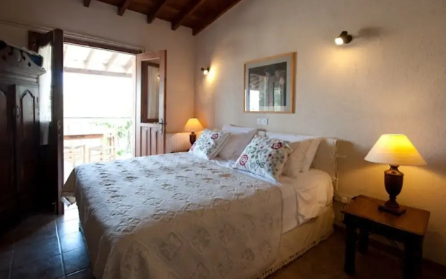 Adamos House