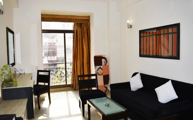 1 Bhk Serviced Apartment Near Fortis Hospital