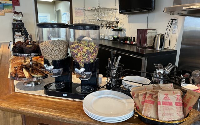 Auberge Du Grand Lac