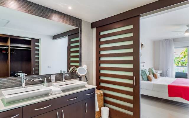 Casa Almajuma 415 S 2 Bedroom Condo by RedAwning