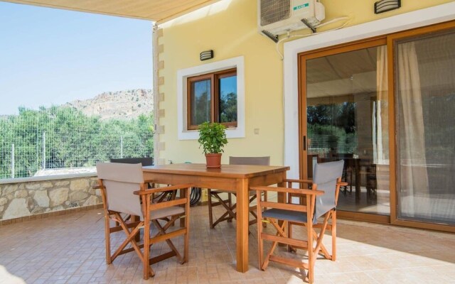 Kalives Beach House