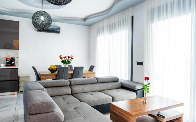 Sebastian Apartment & Studio