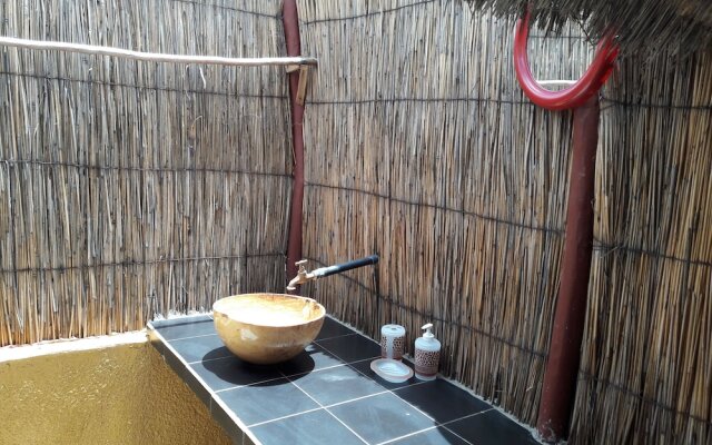 Hakuna Lodge