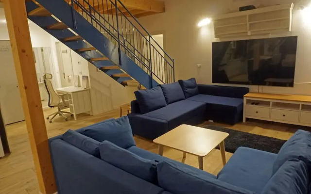 Ohn-Bar Guesthouse