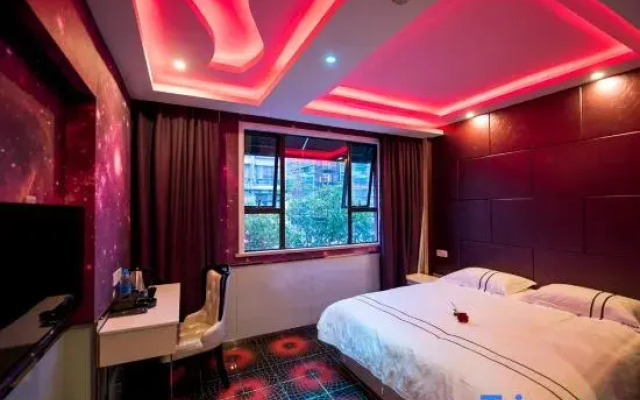Shanghai Innisfree Hotel (Huancheng East Road Subway Station Branch)