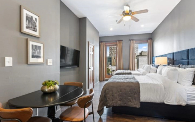 The Historic Blue Moon Hotel - NYC